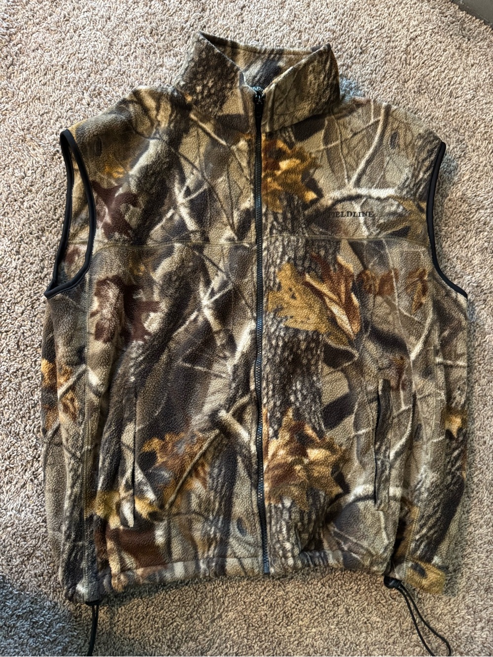 Fieldline Men's Camo Fleece Vest - Realtree Brown/Green